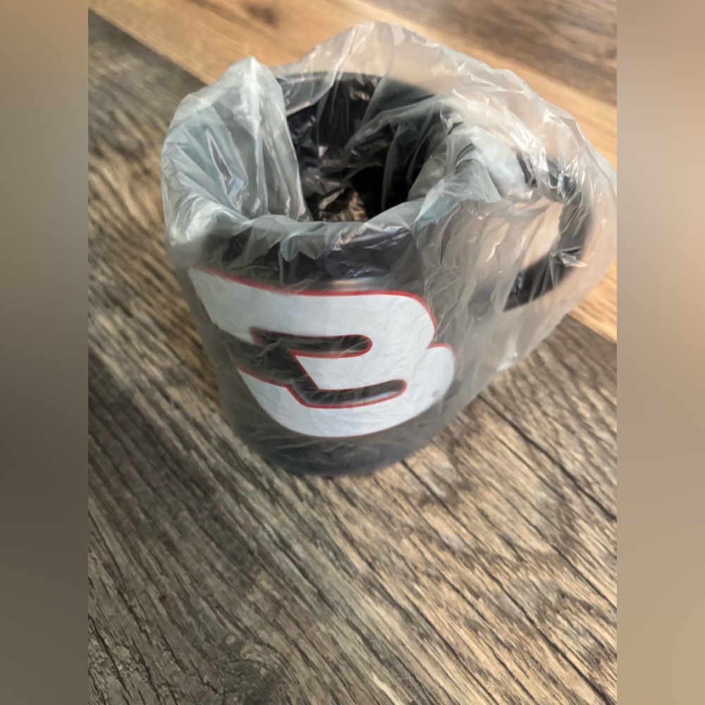 Black Dale Earnhardt Sr. Coffee Mug 11 OZ #3 Raised Signature Cup Nascar Racing - Picture 4 of 5